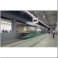 2004-09-11 U Hauptbahnhof 04.jpg